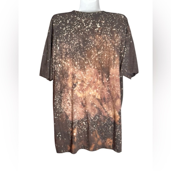 Artistic Graphic Women's Top - Picture 2 of 3